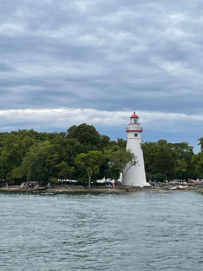 Lake Point Motel Marblehead Dış mekan fotoğraf