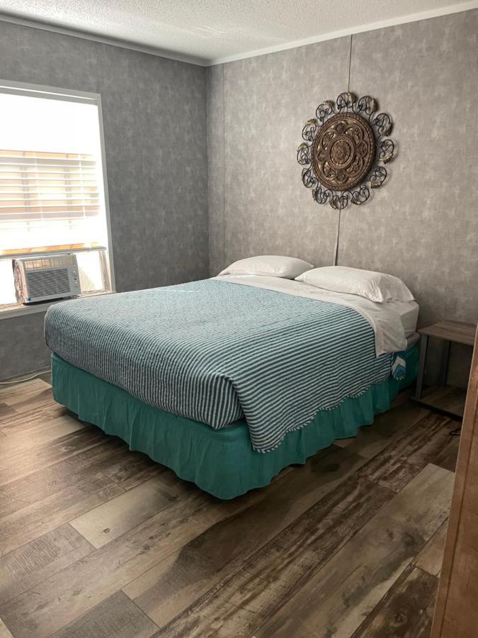 Lake Point Motel Marblehead Dış mekan fotoğraf